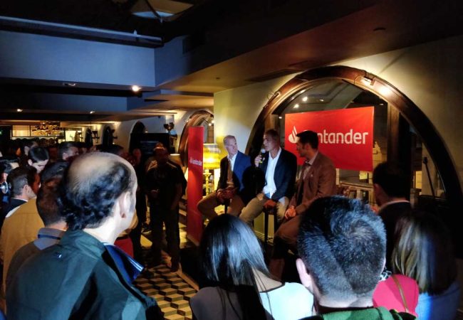 Santandar-Corporate-Party–4–Hispania-Restaurant—London-DJ-Agency Karaoke corporate party in city of London